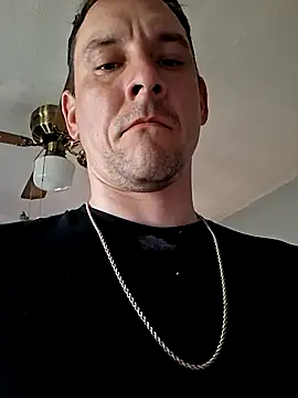 Snapshot of JGWntwrth86 chatting on 04/21/26, 10:45 JGWntwrth86 online show from 04/21/26, 10:45