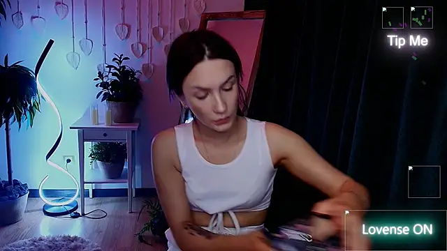 Snapshot of 1i1yfoxxx chatting on 05/15/26, 02:29 1i1yfoxxx online show from 05/15/26, 02:29