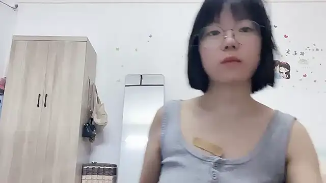 Snapshot of Belle-LL chatting on 05/16/26, 02:49 Belle-LL online show from 05/16/26, 02:49