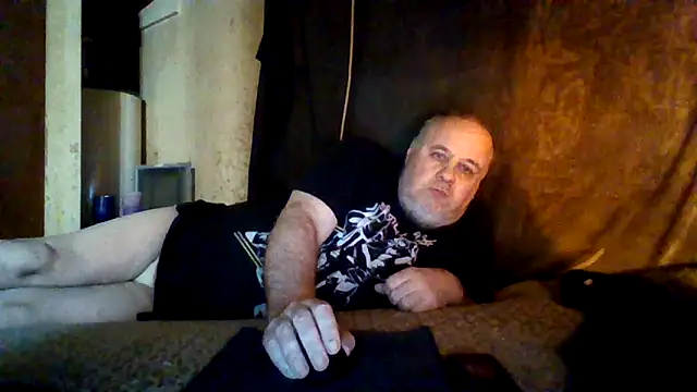 Snapshot of Nightshade1195 chatting on 05/24/26, 08:03 Nightshade1195 online show from 05/24/26, 08:03