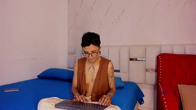 Snapshot of Antony_D_ossa chatting on 05/10/26, 08:25 Antony D ossa online show from 05/10/26, 08:25