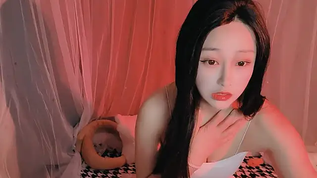 yezi001 online show from 04/22/26, 01:23