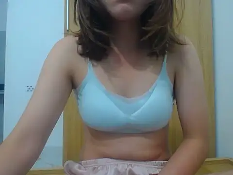 Mimi 200 online show from 06/07/26, 06:44