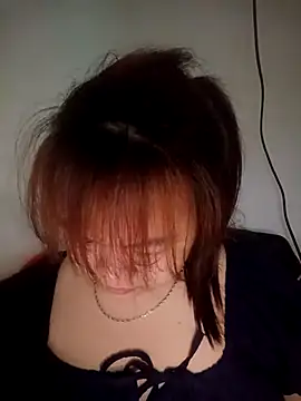 Snapshot of Truxcy1 chatting on 04/26/26, 05:49 Truxcy1 online show from 04/26/26, 05:49