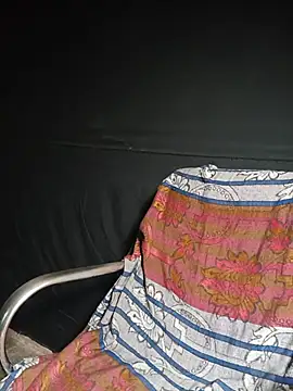 Snapshot of Desi_girl766 chatting on 05/18/26, 07:31 Desi girl766 online show from 05/18/26, 07:31