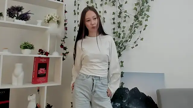 Snapshot of CherieAppel chatting on 04/24/26, 01:35 CherieAppel online show from 04/24/26, 01:35