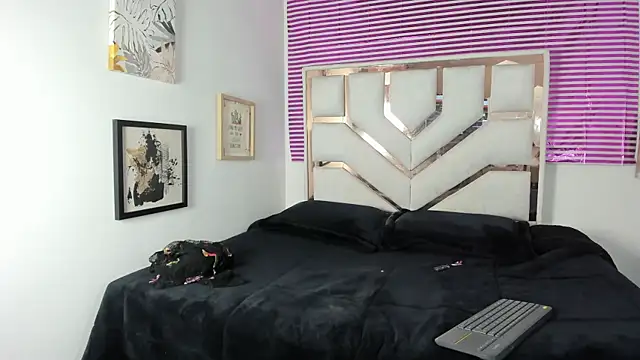 Milf vero online show from 05/13/26, 03:09