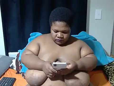 BBWMIDGET40 online show from 05/17/26, 04:47