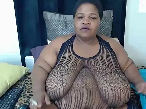 BBWMIDGET40 online show from 05/20/26, 09:26
