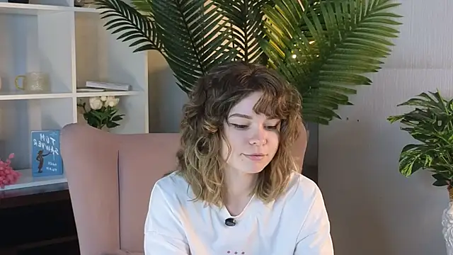 DetraBolen online show from 04/21/26, 09:37