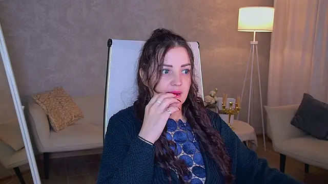 AureliaVane online show from 06/17/26, 04:08