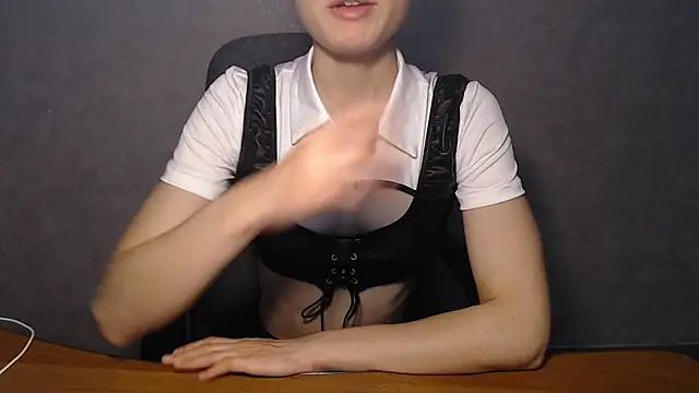 Snapshot of EveLiaka chatting on 05/27/26, 10:07 EveLiaka online show from 05/27/26, 10:07