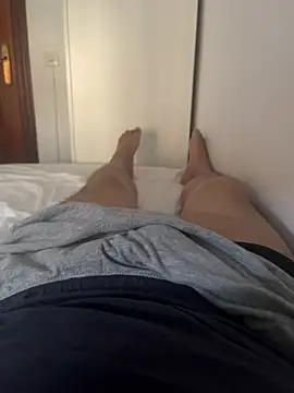 andresgh10 online show from 06/22/26, 02:47