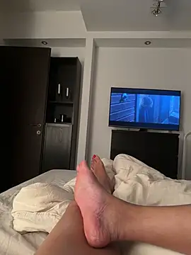 Snapshot of feet_goddess_ chatting on 05/04/26, 08:49 feet goddess online show from 05/04/26, 08:49