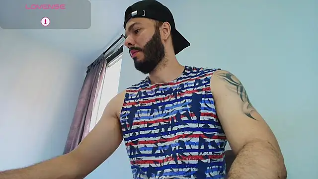 Snapshot of tommel_bailey chatting on 05/17/26, 12:45 tommel bailey online show from 05/17/26, 12:45