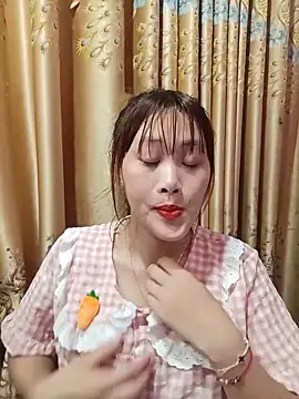 Snapshot of Ly-sexyy chatting on 06/16/26, 12:19 Ly-sexyy online show from 06/16/26, 12:19