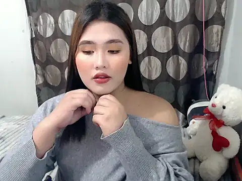Snapshot of YourBaby_Eva chatting on 04/26/26, 04:26 YourBaby Eva online show from 04/26/26, 04:26