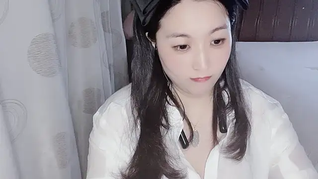 Snapshot of D-Misslu chatting on 06/06/26, 03:39 D-Misslu online show from 06/06/26, 03:39
