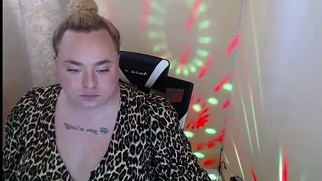 sweetvlada online show from 05/03/26, 01:50