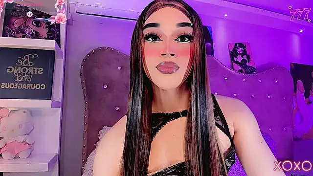 Snapshot of Camila_Vasquezz1 chatting on 05/19/26, 04:41 Camila Vasquezz1 online show from 05/19/26, 04:41