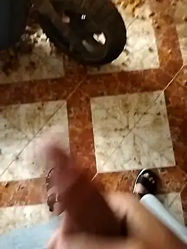 Oussama  001 online show from 04/25/26, 10:29