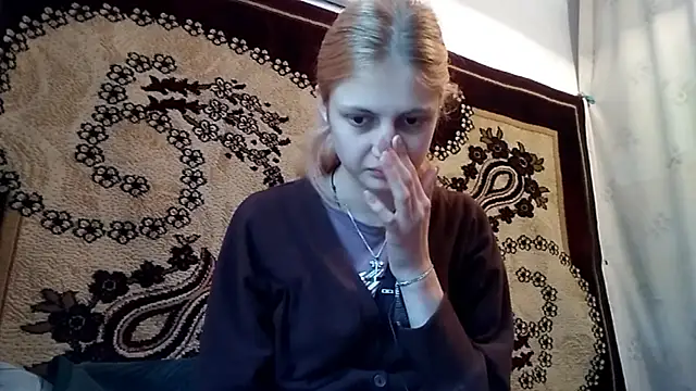 Snapshot of LunaLaday chatting on 05/13/26, 02:53 LunaLaday online show from 05/13/26, 02:53