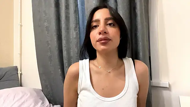 Snapshot of AngellaBarbini chatting on 06/08/26, 04:18 AngellaBarbini online show from 06/08/26, 04:18