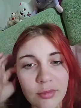 LoisFox online show from 04/25/26, 01:41