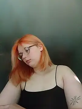 LoisFox online show from 06/28/26, 01:39