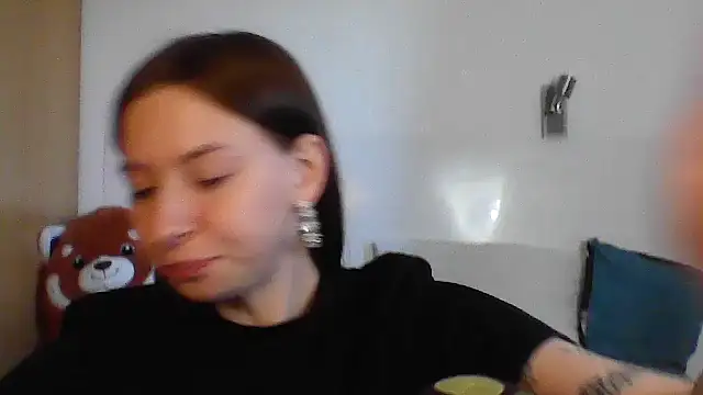 Snapshot of JuicyErika chatting on 04/30/26, 06:14 JuicyErika online show from 04/30/26, 06:14