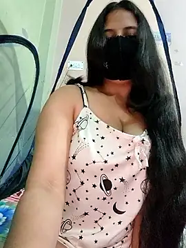 Snapshot of Priya_9945 chatting on 05/04/26, 05:58 Priya 9945 online show from 05/04/26, 05:58