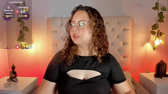 Snapshot of Samantha_Greey_ chatting on 05/04/26, 09:11 Samantha Greey online show from 05/04/26, 09:11