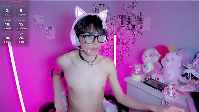 Snapshot of Sakura_Kitty_ chatting on 07/10/26, 05:23 Sakura Kitty online show from 07/10/26, 05:23