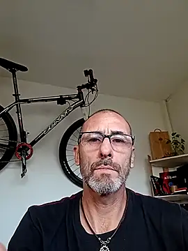 tarko  online show from 04/21/26, 08:12