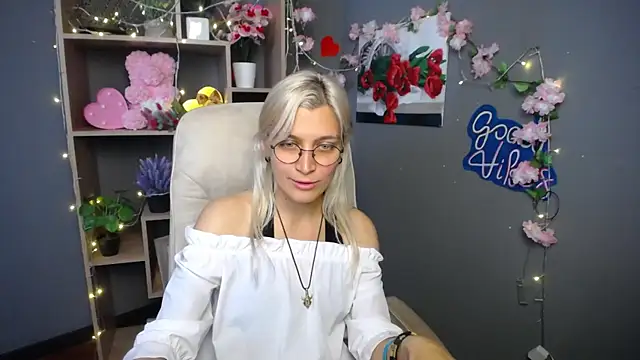 Snapshot of RubyDaviss chatting on 05/29/26, 06:11 RubyDaviss online show from 05/29/26, 06:11