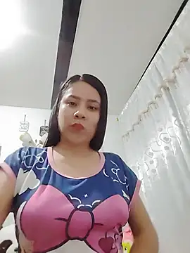 Snapshot of Nicol_Alvarez1 chatting on 06/30/26, 04:57 Nicol Alvarez1 online show from 06/30/26, 04:57