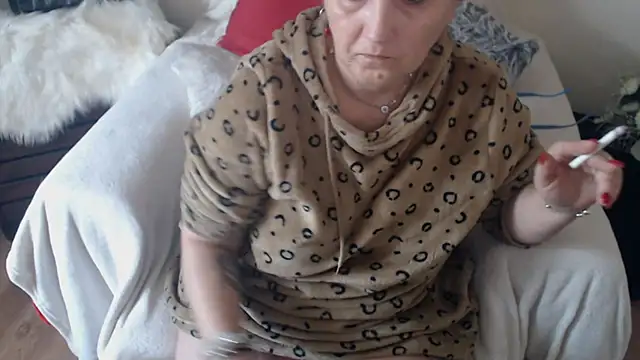 Divineblond online show from 03/10/25, 08:48