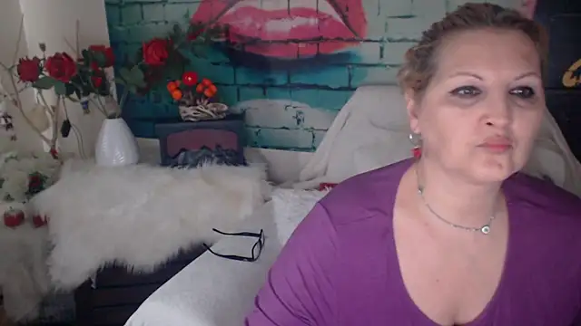 Divineblond online show from 03/11/25, 11:55