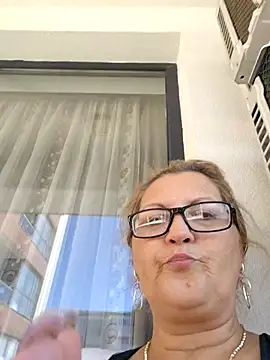 Divineblond online show from 10/10/25, 09:52