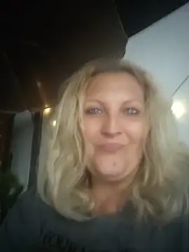 Divineblond online show from 06/11/26, 07:34