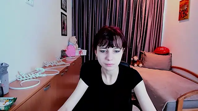 Snapshot of MiniLysii chatting on 05/16/26, 05:48 MiniLysii online show from 05/16/26, 05:48