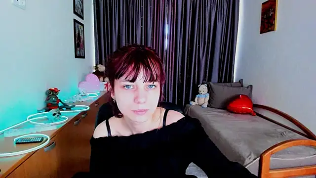 Snapshot of MiniLysii chatting on 06/05/26, 07:25 MiniLysii online show from 06/05/26, 07:25