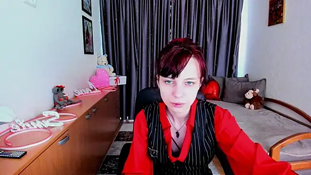 Snapshot of MiniLysii chatting on 06/26/26, 05:34 MiniLysii online show from 06/26/26, 05:34