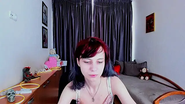 Snapshot of MiniLysii chatting on 06/27/26, 05:34 MiniLysii online show from 06/27/26, 05:34