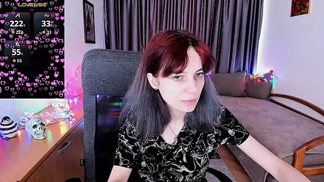 Snapshot of MiniLysii chatting on 07/16/26, 06:19 MiniLysii online show from 07/16/26, 06:19