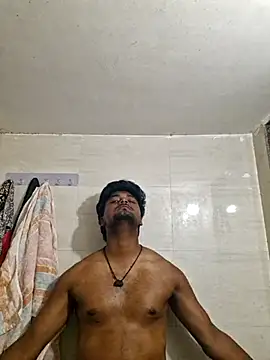 Snapshot of Gujju_here chatting on 05/05/26, 03:25 Gujju here online show from 05/05/26, 03:25
