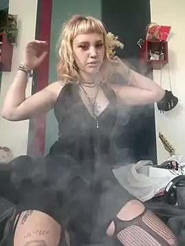 Darkutie online show from 04/26/26, 08:23