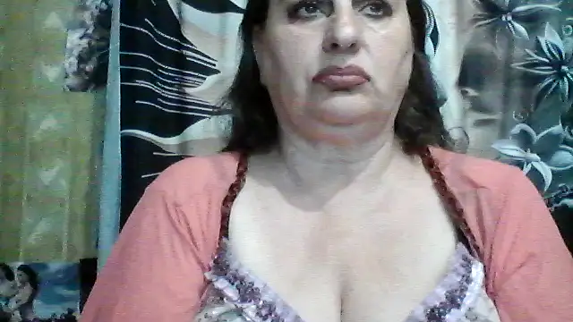 Snapshot of LoaqLovew chatting on 06/11/26, 08:34 LoaqLovew online show from 06/11/26, 08:34