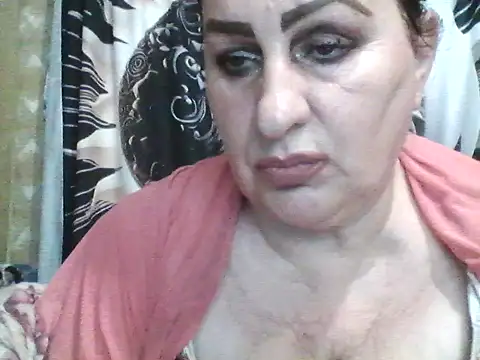 Snapshot of LoaqLovew chatting on 06/22/26, 09:50 LoaqLovew online show from 06/22/26, 09:50
