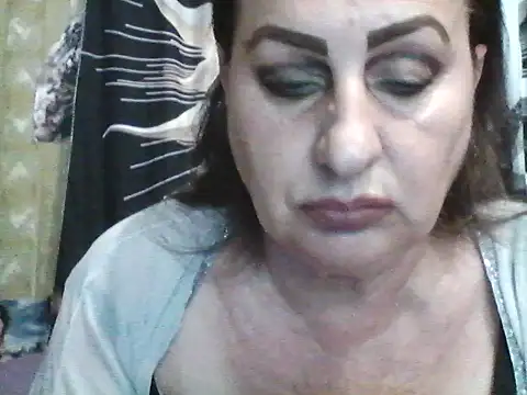 Snapshot of LoaqLovew chatting on 07/31/26, 08:25 LoaqLovew online show from 07/31/26, 08:25